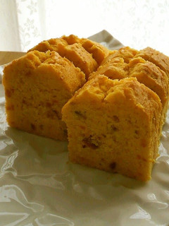 A picture of Yellow Kabocha Cake.