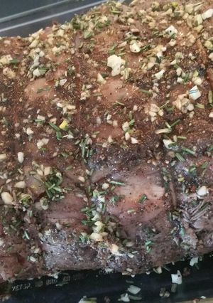 A picture of Boneless Garlic and Rosemary Prime Rib.