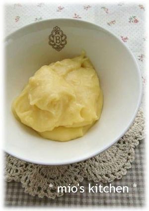 A picture of Easy in the Microwave Custard with Egg White.