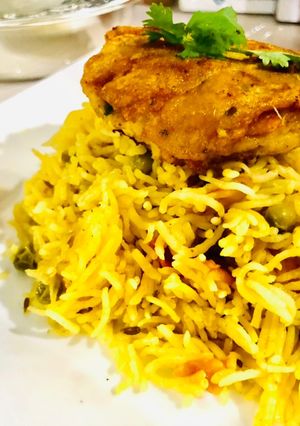 A picture of Spicy matar pulao.
