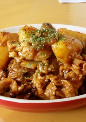 A picture of Barbeque Sauced Stir-fried Pork and Potatoes.