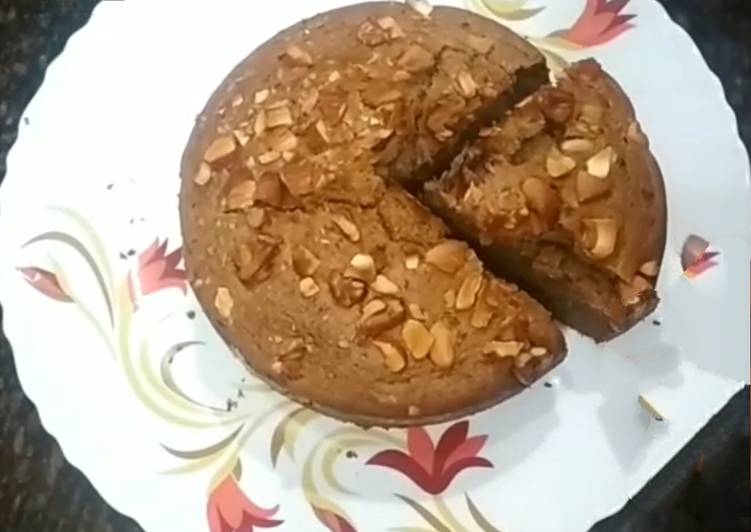 Egglesss Dates and walnut cake