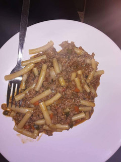 A picture of Macaroni with minced meat.