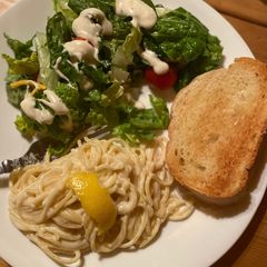 A picture of Pasta al Limone.