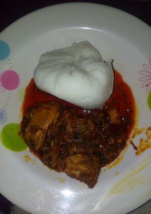 A picture of Tuwon shikafa with dry fish.