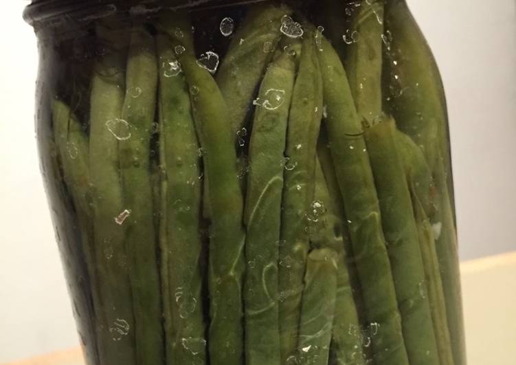 Simple Way to Make Homemade Pickled green beans