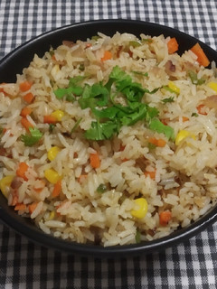 फ्राइड राइस (fried rice recipe in hindi) रेसिपी मुख्य फोटो