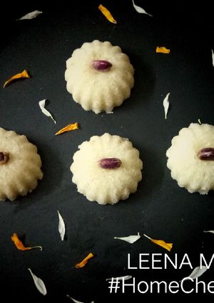 A picture of Fresh Nariyal Barfi.