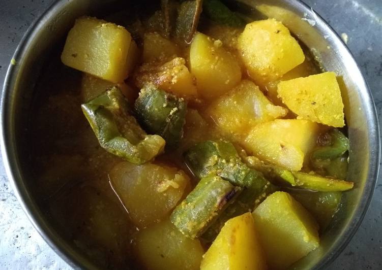 Recipe of Any-night-of-the-week Jhinge  aaloo posto