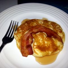 A picture of Bomb Bacon Cakes.