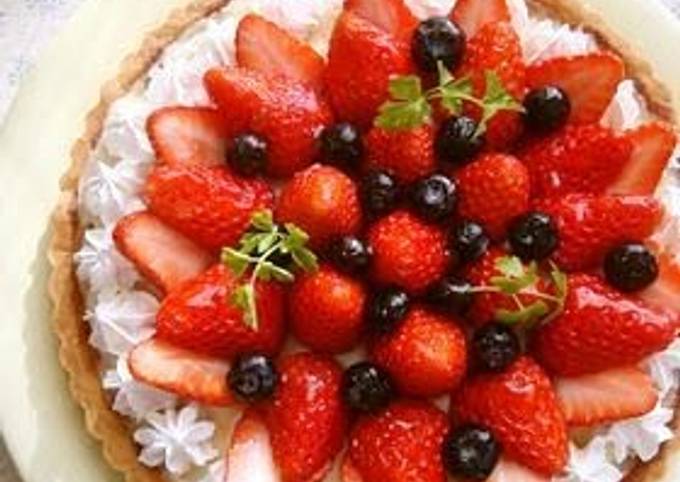 Steps to Prepare Favorite Strawberry Tart