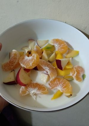 Foto resep A Bowl of Happiness (Buah kuah Yoghurt)