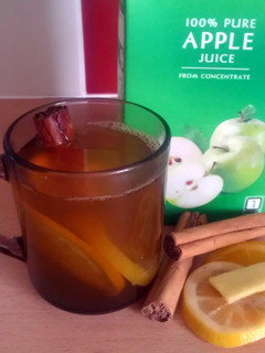 A picture of Vickys Autumn-Spiced Apple Punch, GF DF EF SF NF.