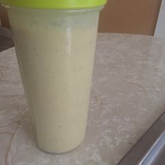 A picture of Creamy Peach Mango Smoothie.