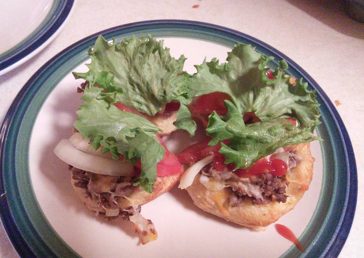 Recipe: Yummy Cheeseburger Buscuits