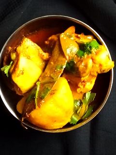 চিকেন কারি (Chicken curry recipe in bengali) রেসিপির প্রধান ছবি