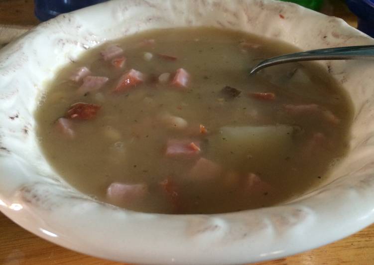 7 Easy Ways To Make Ham and Bean Soup