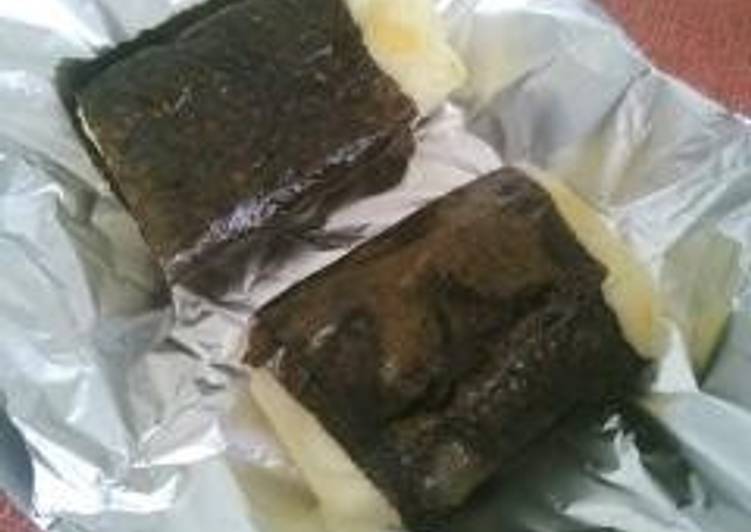 Nori Seaweed Wrapped Mochi and Cheese