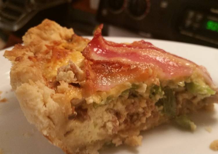 Simple Way to Prepare Homemade Breakfast Quiche