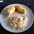 Pechugas de pollo rellenas en salsa