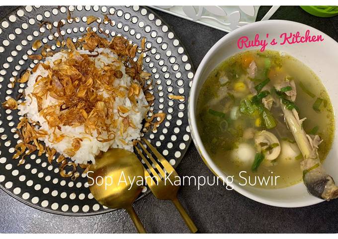 Resep: Sop Ayam Kampung Suwir Anti Gagal