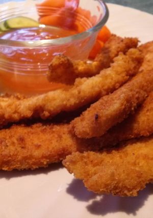 A picture of Down home crispy chicken strips.