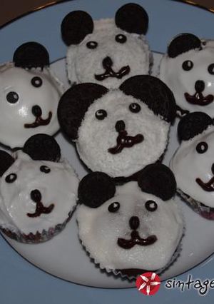 Φωτογραφία της συνταγής Oreo panda cupcakes