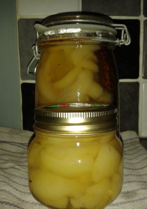 A picture of Spiced Pears Preserve.