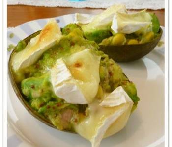 Popular Cuisine Gratine of Avocado Camembert Cheese and Honey Mustard Delicious and Healthy