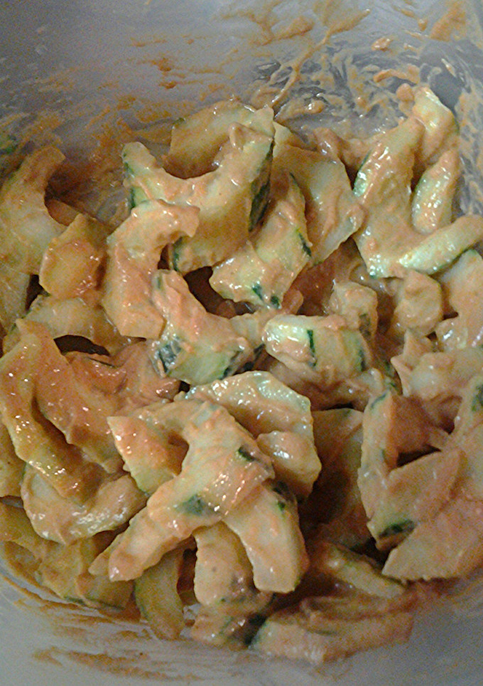 A picture of Chinese Cucumber salad.