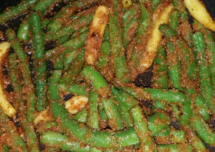 Step-by-Step Guide to Prepare Super Quick Homemade String beans with bread crumbs