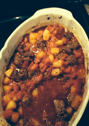 A picture of Sweet Tomatoes And Pineapple Meatball.