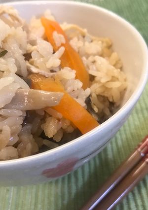 A picture of Japanese Paella (Takikomi Gohan).