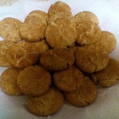 A picture of Amish Friendship Bread Snickerdoodle Cookies.