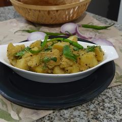 A picture of Aloo Posto.
