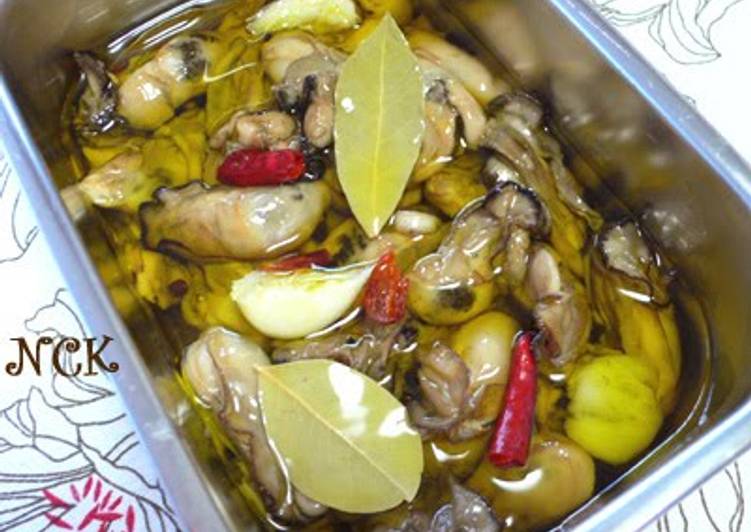 Easiest Way to Make Speedy Oil-Marinated Oysters