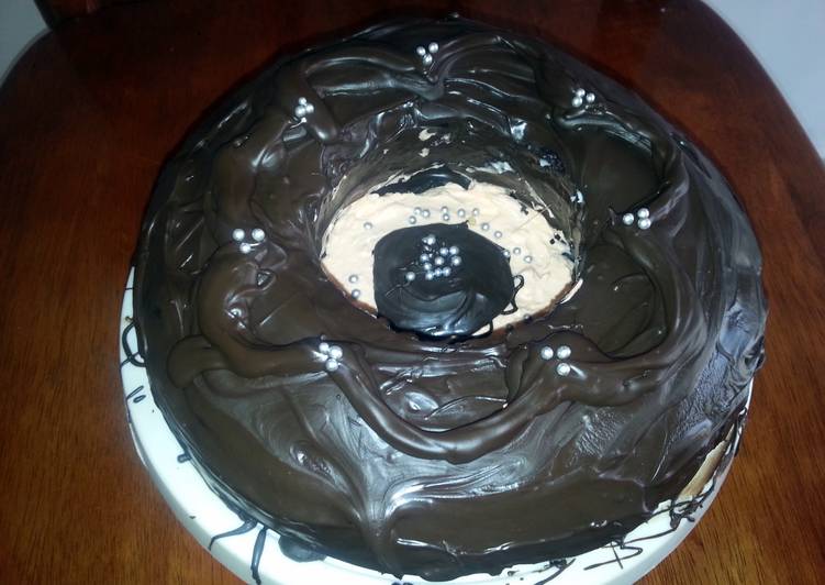 Dark fantasy cake