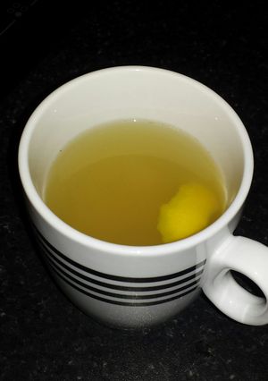 A picture of Honey Lemon Tea.