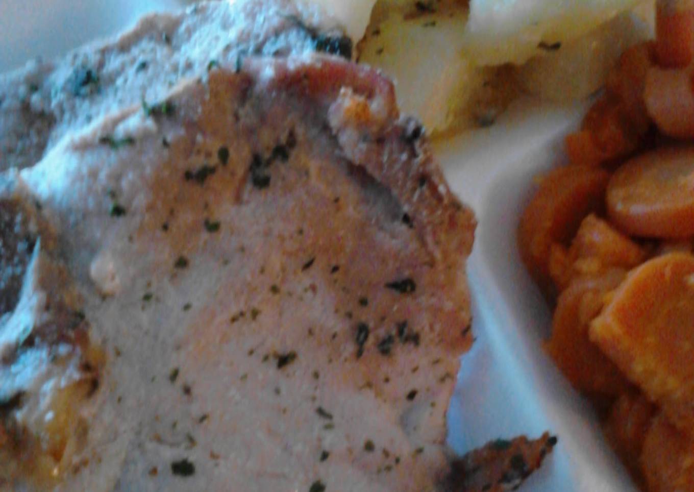 Recipe of Award-winning Extreme Butter Garlic Baked Pork Chops with
Potatoes