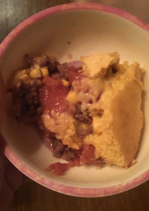 A picture of Hamburger Cornbread Casserole..