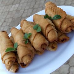 A picture of Fish roll.