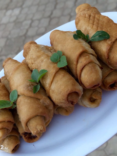A picture of Fish roll.