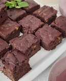Brownie de aguacate con pistachos -sin azúcar-