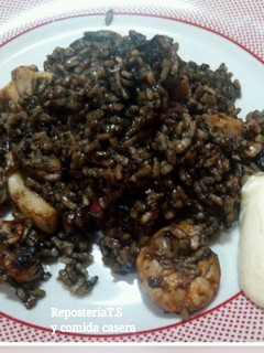 Una foto de Arroz negro