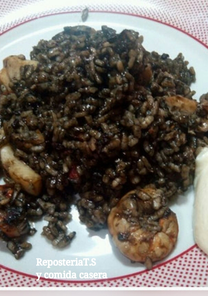 Una foto de Arroz negro