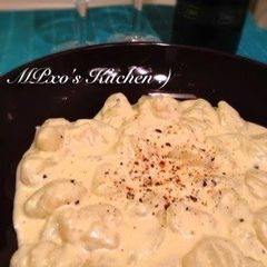 A picture of Easy Potato Gnocchi & Cheese Sauce.