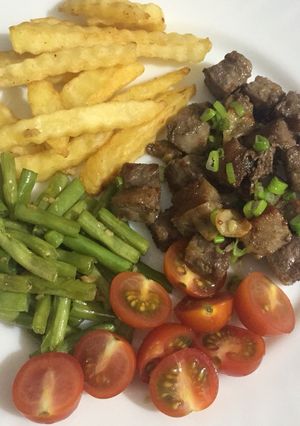 Foto resep Garlic Butter Saikoro Steak
