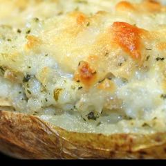 A picture of Crab Stuffed Potatoes.