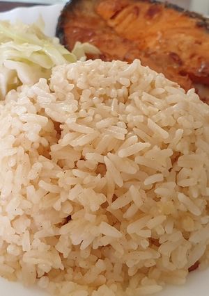 รูปของ ข้าวผัดกระเทียม (ทานคู่กับสเต็กใดๆ ก็อร่อย)