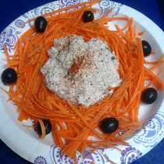 A picture of Nested tuna.